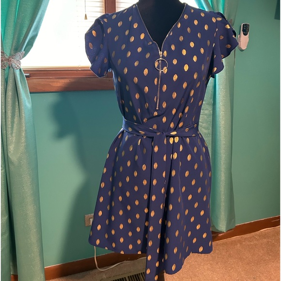 🌟2 for $13🌟 SHEIN belted dress - Picture 1 of 5